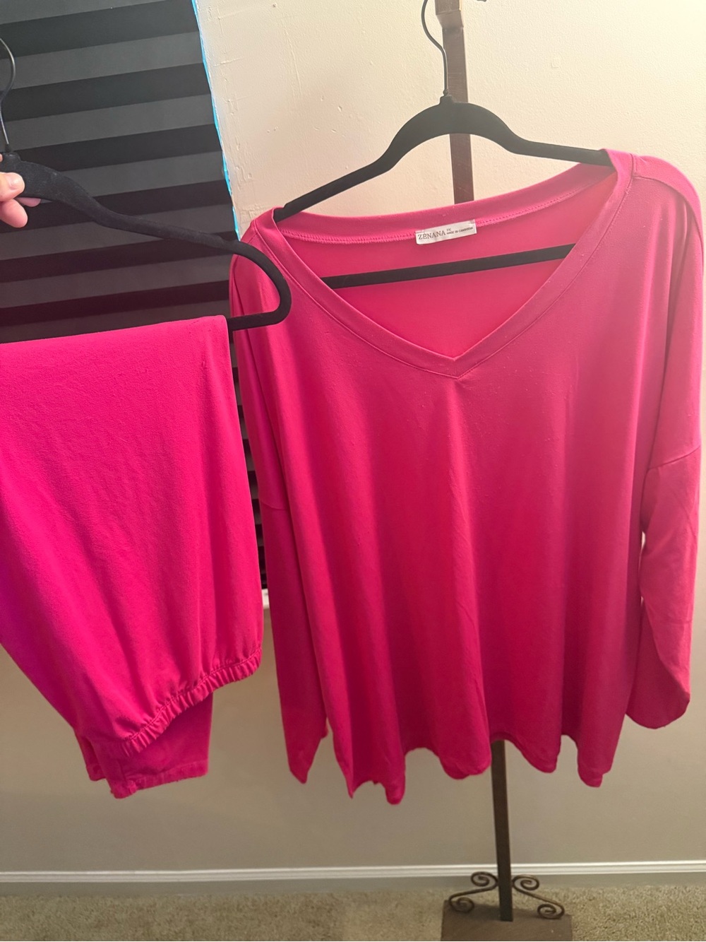 Chic Soul Bright Pink V-Neck Set